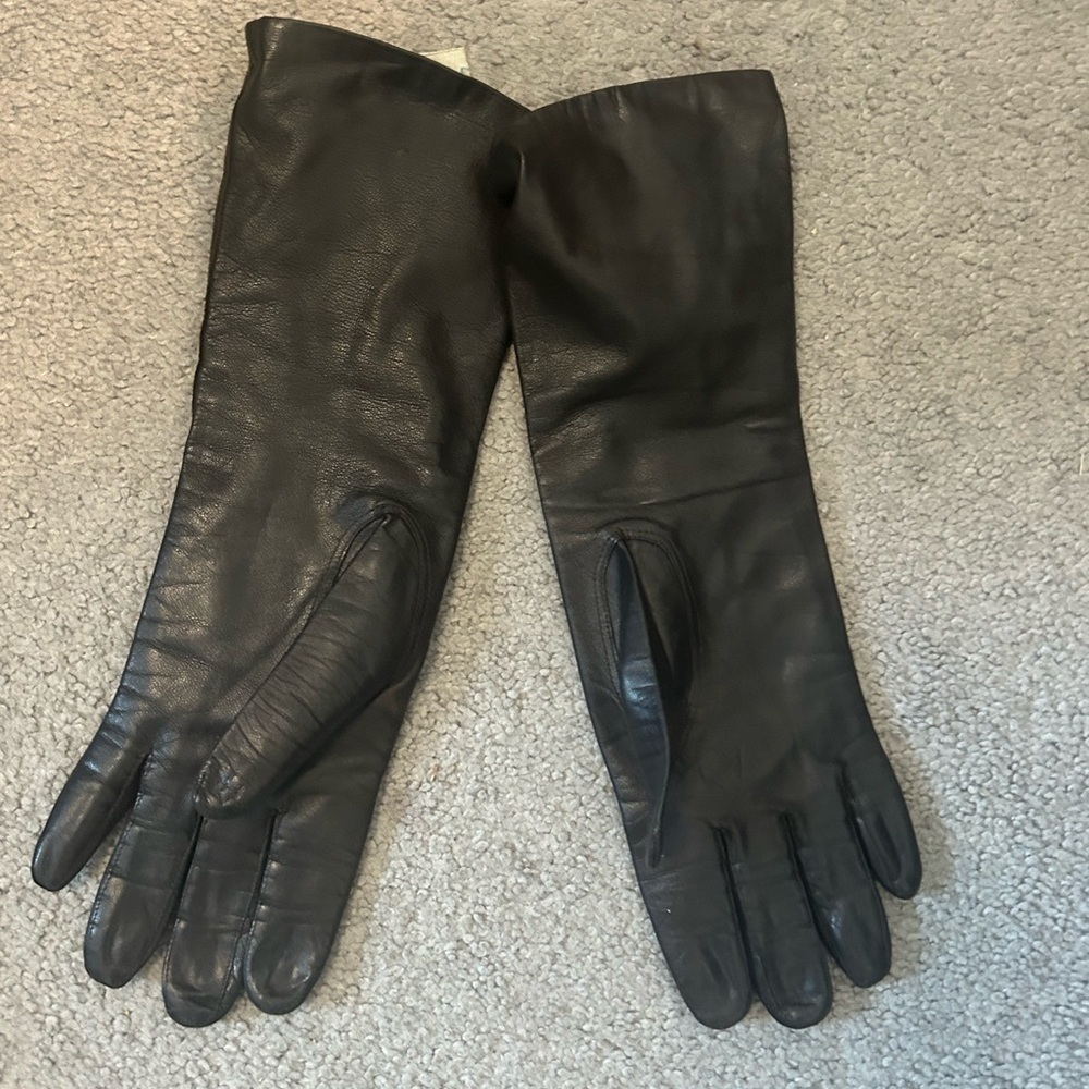 Vintage Paris Black Leather Gloves